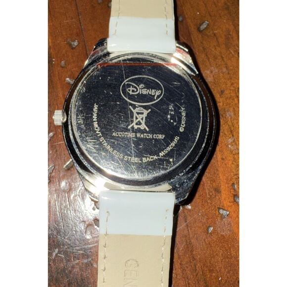 Vintage White Minnie Mouse Women's Watch - Picture 5 of 8